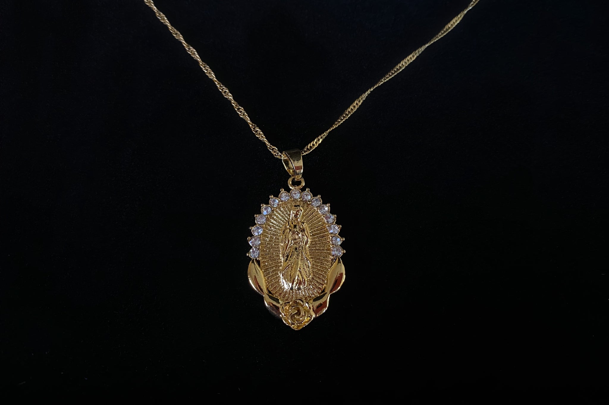 VIRGEN MARIA NECKLACE - Bling Ting