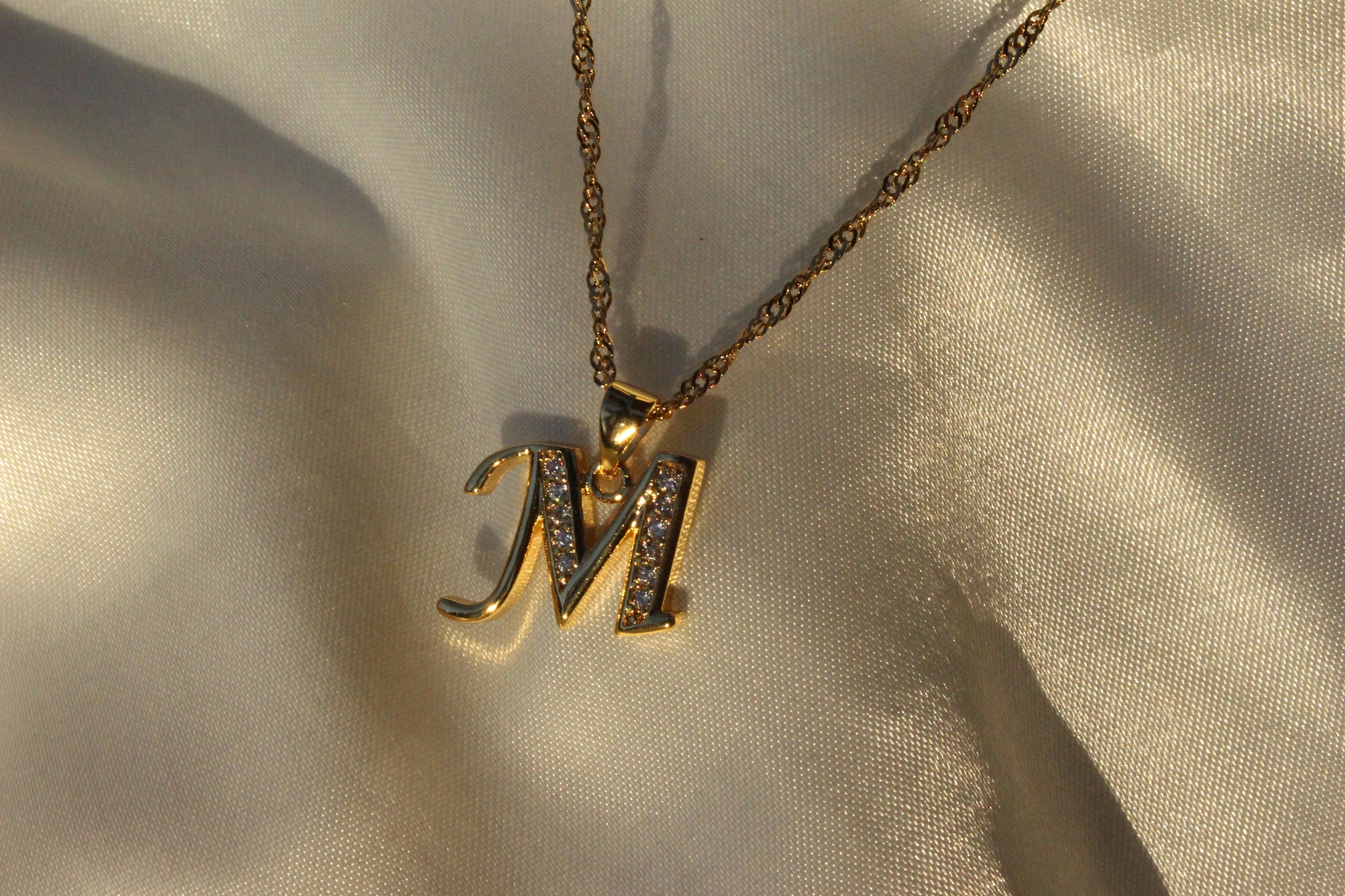 DAINTY LETTER NECKLACE - Bling Ting